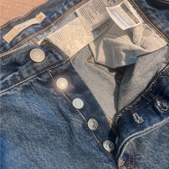 Levi's Women's High Rise Blue Jeans - Picture 4 of 11